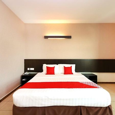 Hotel Bei King Sitiawan Ngoại thất bức ảnh